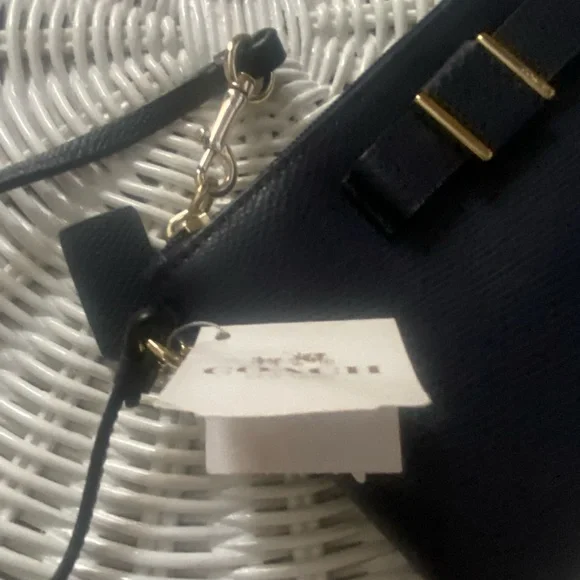 NWT Coach Darcy Bow Wristlet in Midnight Blue - Picture 2 of 5